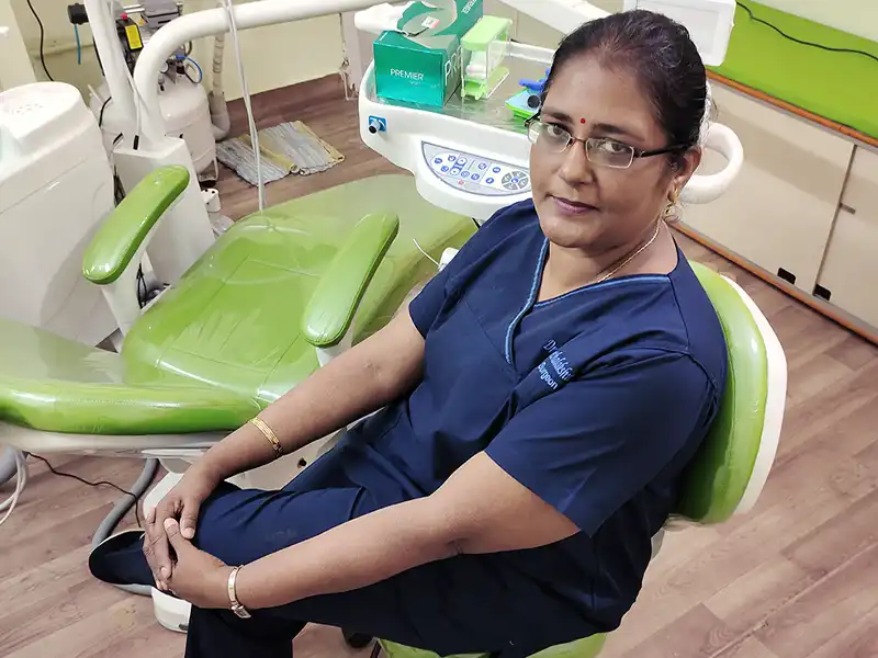 Dr. Seethalakshmi is a highly experienced dental surgeon with over 25 years of clinical practice